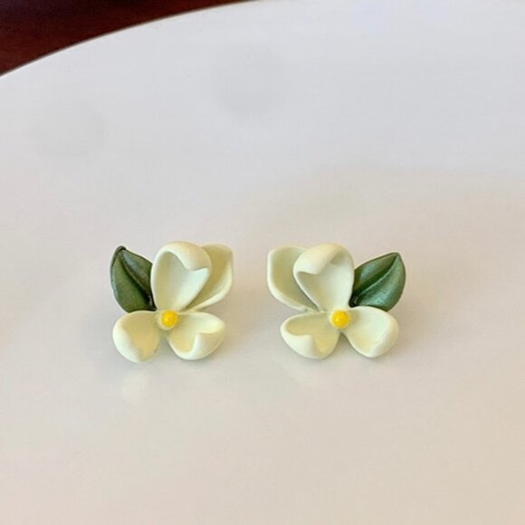 🔥2/$20 Flower Earrings S925 Silver Pin - Picture 4 of 4